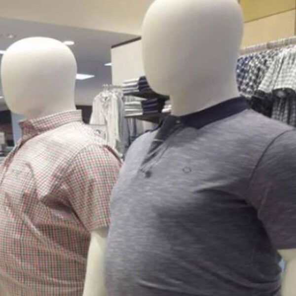 En redes sociales se popularizan las fotografías del llamado maniquí realista con el cual se rompe con los estereotipos de la figura perfecta