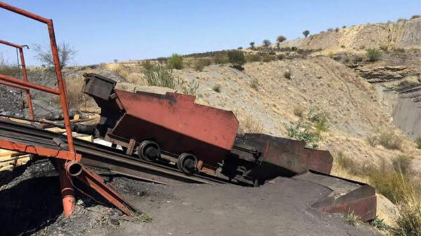 Mina en Coahuila colapsa y deja 7 mineros atrapados