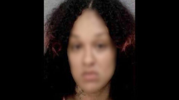 Una niña murió, luego de que su madre la obligara a permanecer tres días de pie y del cansancio cayó golpeándose la cabeza