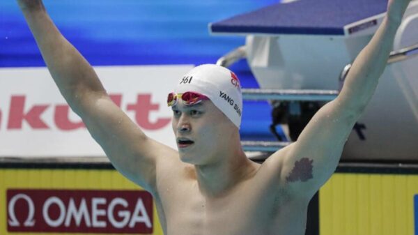 Suspenden cuatro años a campeón olímpico de natación