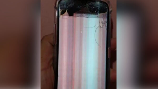 Lanzan campaña para recuperar el celular que perdió un niño de nueve años y en el cual guardaba fotos, audios y video de su madre fallecida