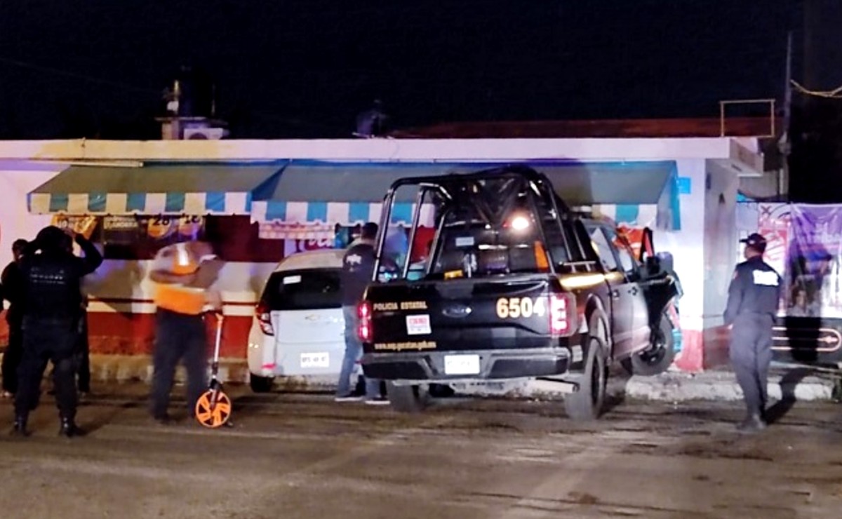 Fuerte persecución policíaca termina con dos vehículos impactados en un fraccionamiento de Mérida