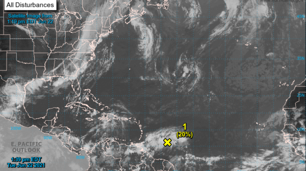 Monitorean depresión tropical en el Atlántico.