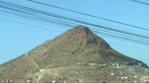 ¡Bara…bara! Venderán terrenos a 100 pesos en Tijuana.