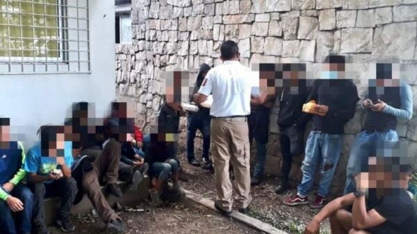 Rescatan a 178 migrantes en Las Choapas, Veracruz.