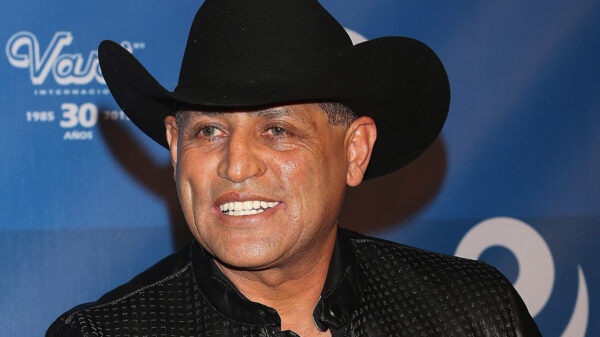 Pancho Barraza y su staff sufren aparatoso accidente en carretera de Nayarit