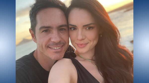 Mauricio Ochmann defiende a Paulina Burrola con contundente mensaje para frenar a críticos  