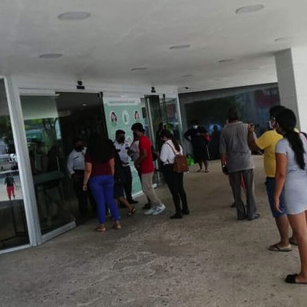 Deberás presentar prueba con resultado negativo para ingresar a algunas plazas comerciales