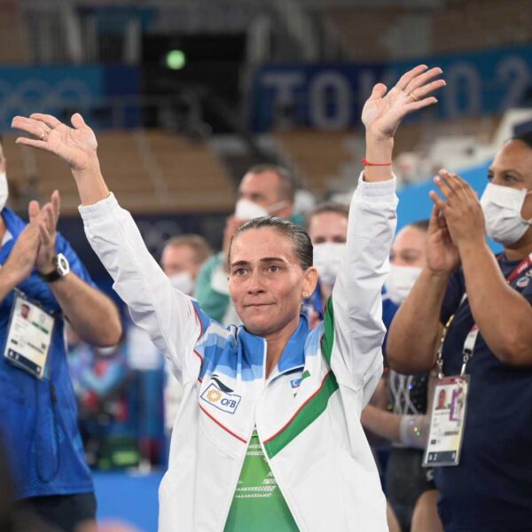 Tokio 2020: La gimnasta uzbeka Oksana Chusovitina se retira a los 46 años y 8 Juegos Olímpicos
