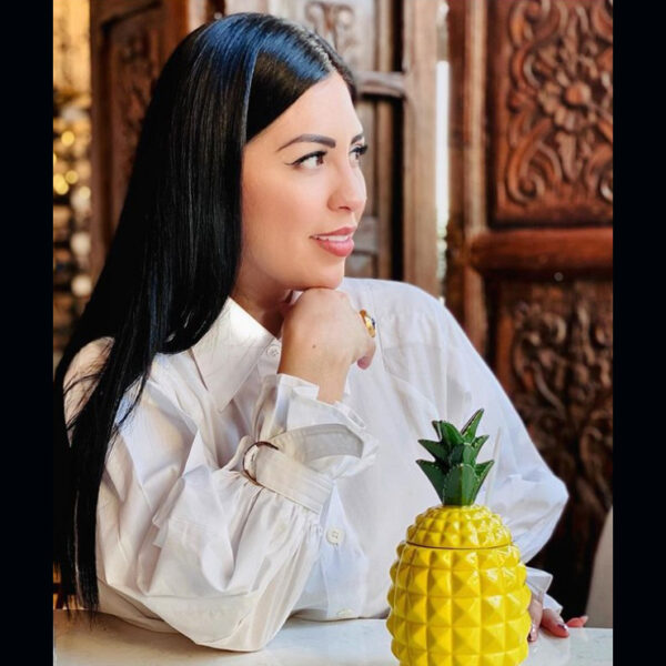 Cristy Nodal reaparece tras cirugía de emergencia con cambio de look