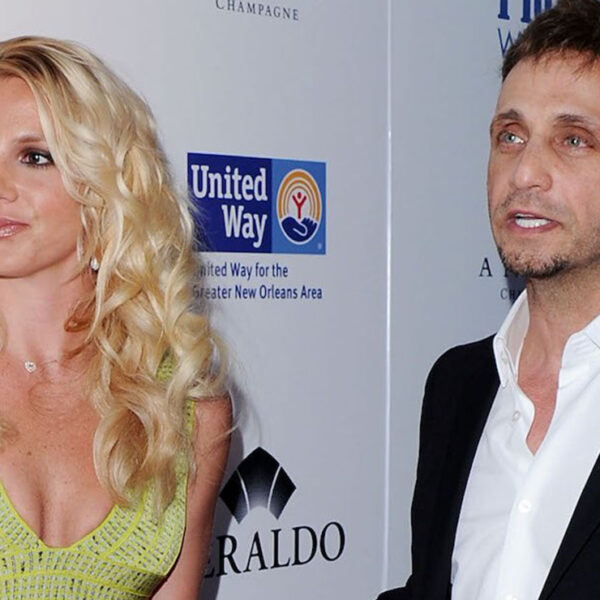 Manager de Britney Spears renuncian luego de 25 años de servicio  