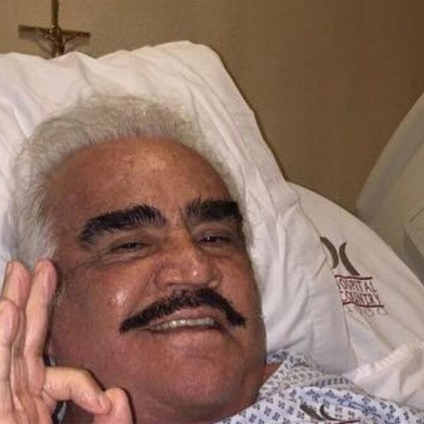 Vicente Fernández ingresó  anoche de emergencia al hospital por esta razón