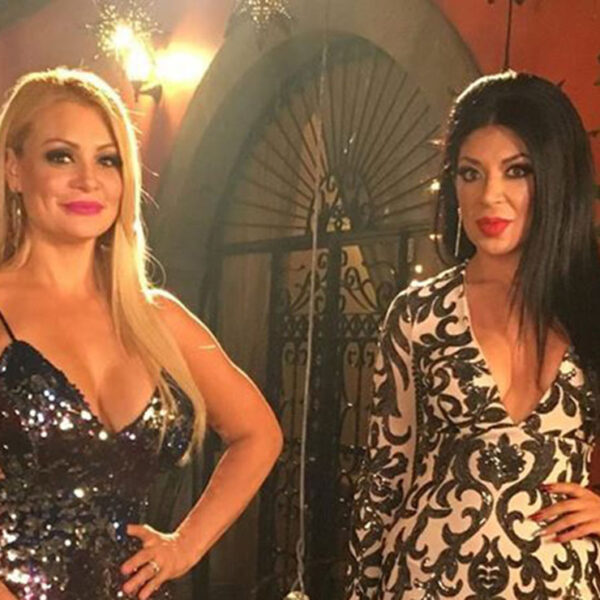 Atacan a vocalista de Horóscopos de Durango durante concierto