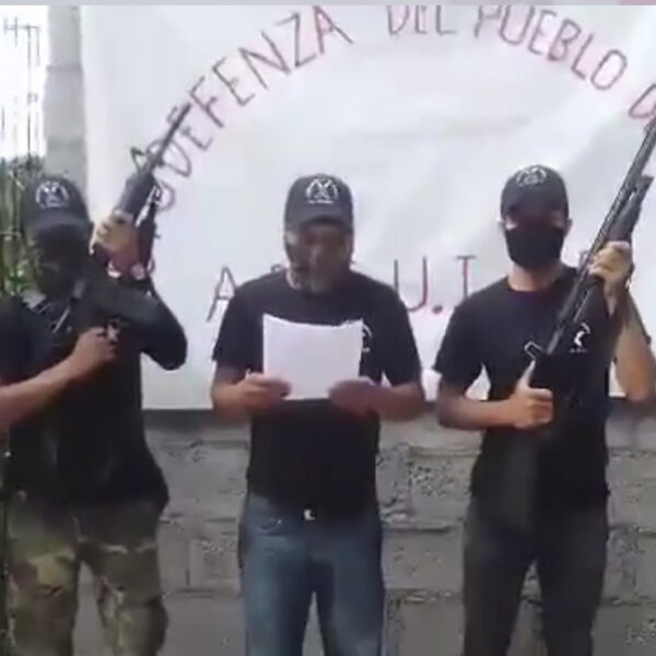 Con arsenal robado a la GN, surgen autodefensas chiapanecas