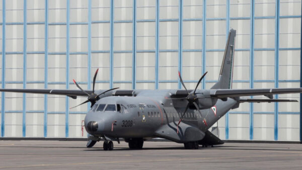 A pesar de protestas avión de la Fuerza Aérea Mexicana viaja a Cuba