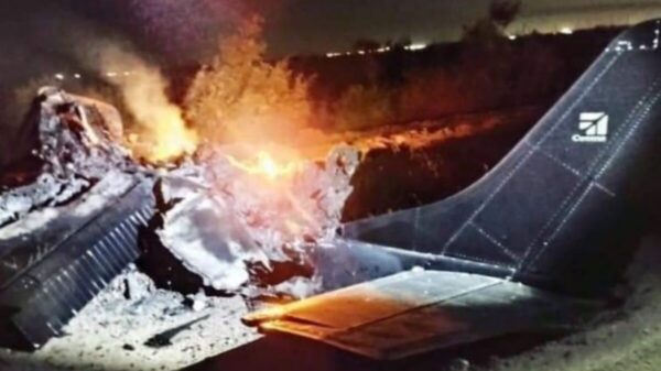 Mueren dos tras desplome de avioneta en Mexicali