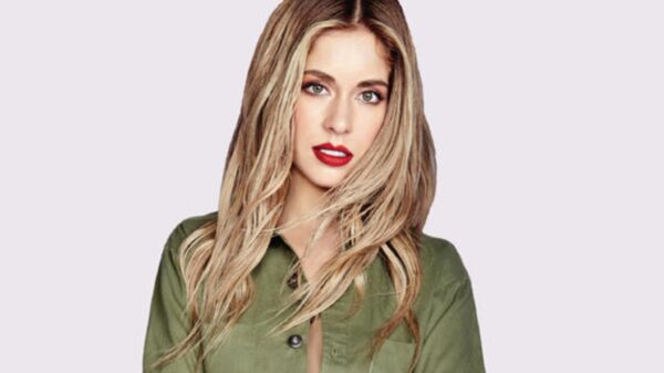 Carmen Aub se quita los implantes de senos y muestra sus cicatrices: “Esto tiene que ver con aceptación”