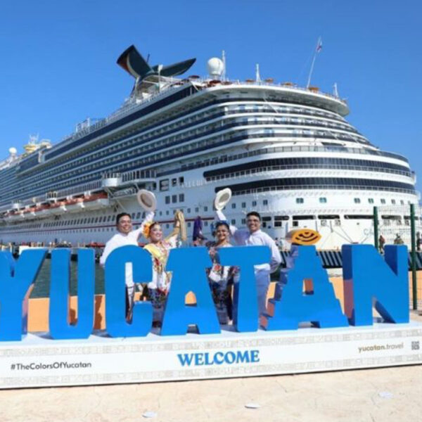 ¡Por fin! Llega a Yucatán después de 16 meses, el crucero Carnival Breeze