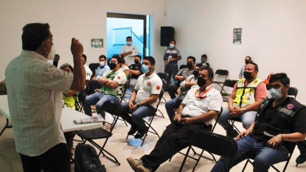 Refuerzan cultura anti huracanes en Puerto Morelos