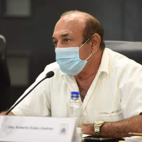 Propone diputado sanciones a legisladores faltistas