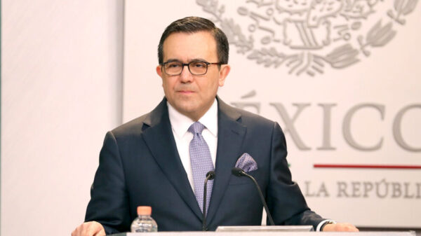 Vinculan a Guajardo a proceso penal por riqueza injustificada