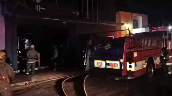 Incendio consume gimnasio en Chetumal