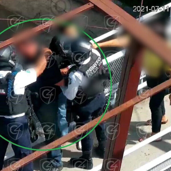 Lo salvan de tirarse de un puente pero se suicida en cuartel de Veracruz