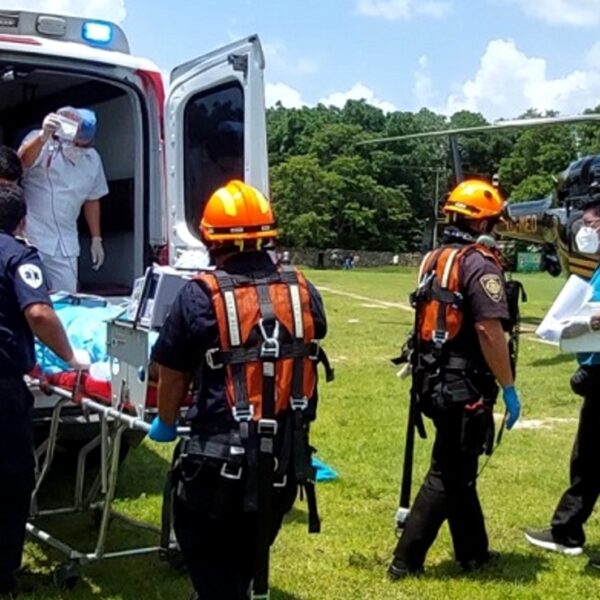 Menor es trasladada de urgencia en helicóptero tras sufrir accidente en la vía Espita-Sucilá
