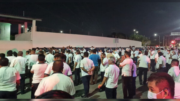 Cancún: Detención de dos taxistas genera manifestación en la Fiscalía
