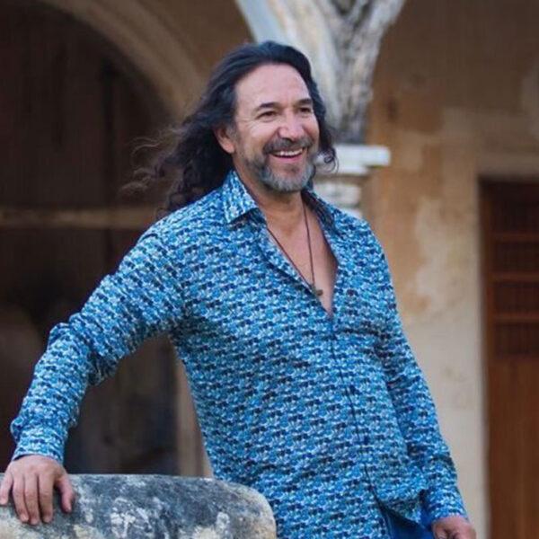 'Más daño les hizo su ex': Marco Antonio Solís pide vacunarse contra el Covid-19
