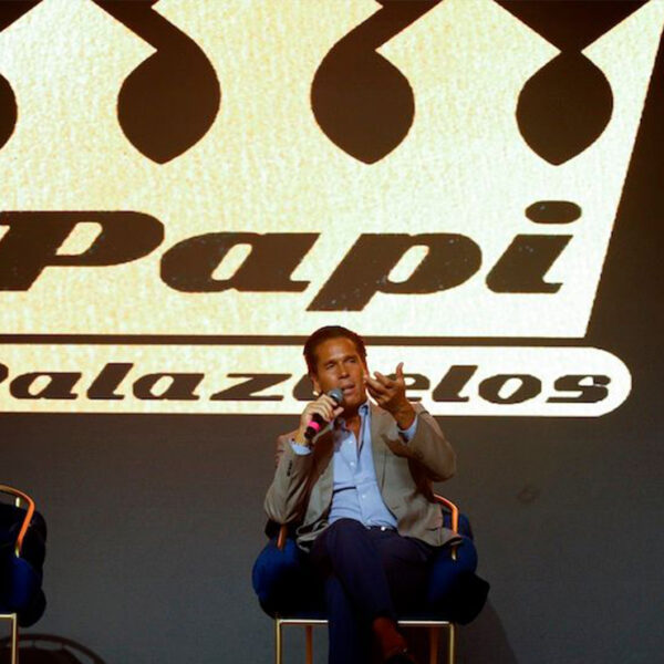 "Garritas"para "Mirreyes", Palazuelos presenta su línea de ropa