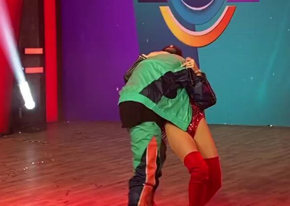 Ricardo Casares rechaza invitación romántica de Bella de la Vega