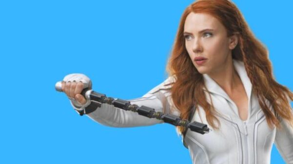 Por este motivo Scarlet Johansson demanda a Disney