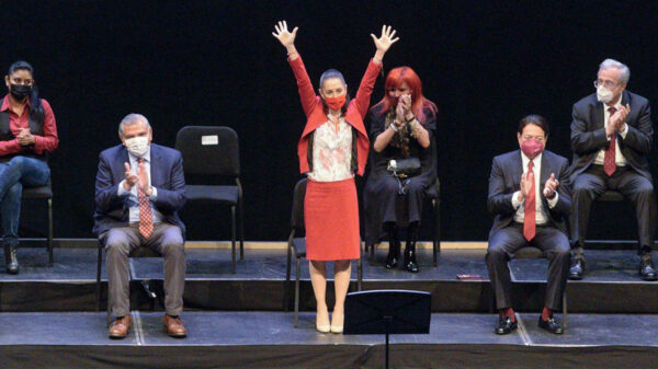 Aclaman a Sheinbaum en celebración del 3er aniversario: “¡Presidenta!”