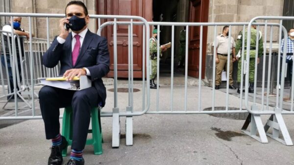 Pospondrá AMLO citas con Aureoles y Cabeza de Vaca