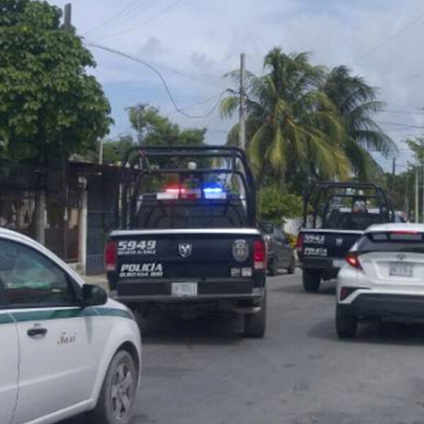 Cancún: Intensa movilización de uniformados tras balacera a taxi