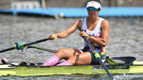 Tokyo 2020: Kenia Lechuga avanza a cuartos de final en remo