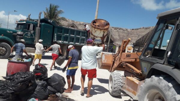 Continúan los problemas con la basura en isla Holbox.