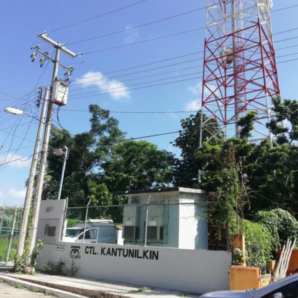 Suspenden telefonía celular e internet en Kantunilkín