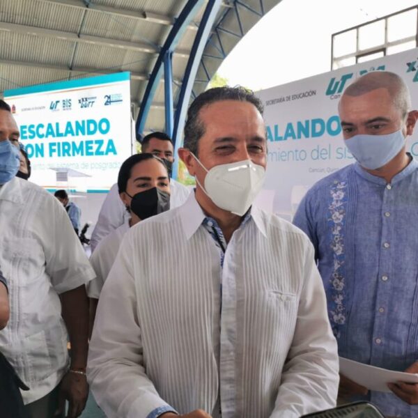 Reconoce gobernador desabasto de medicamentos en Quintana Roo.