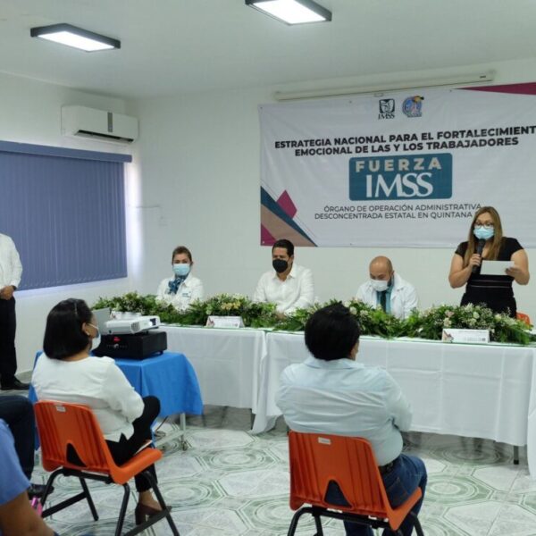 IMSS Quintana Roo y SNTSS presentaron estrategia para atender la salud emocional del personal.