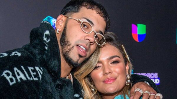Paparazzi capta a Karol G y Anuel AA ¡nuevamente juntos!