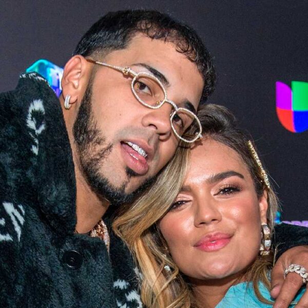 Paparazzi capta a Karol G y Anuel AA ¡nuevamente juntos!