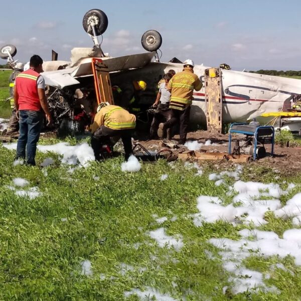 Se estrella avioneta cerca del aeropuerto de Durango.