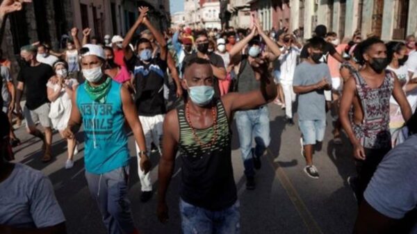 Estados Unidos pide a Cuba eliminar bloqueo digital