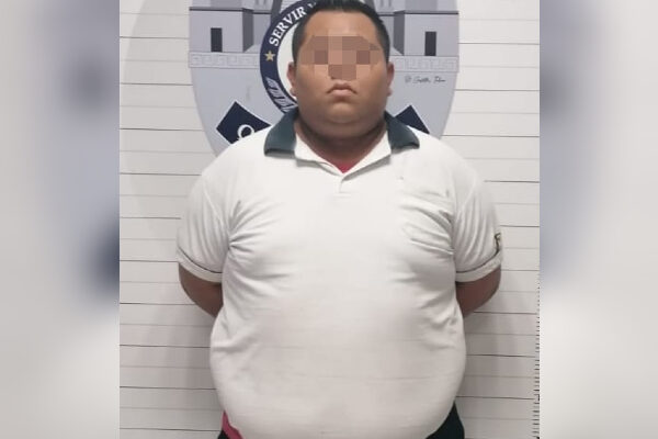 Cancún: Detienen con armas prohibidas a taxista de la Zona Hotelera.