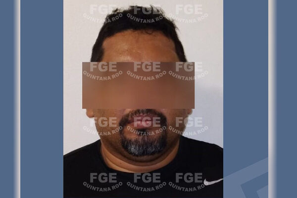 Detienen por violación a exjefe policiaco de Playa del Carmen.