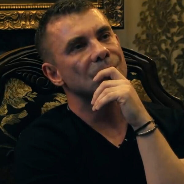 Logra Florian Tudor suspensión definitiva contra extradición a Rumania.