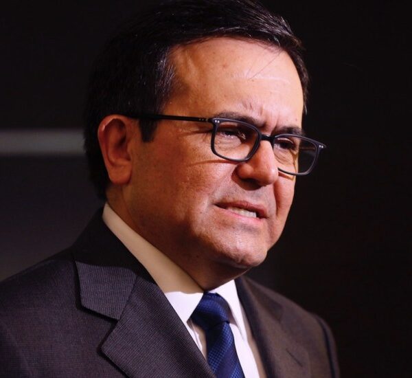 “No es persecución política”, responde la FGR a Ildefondo Guajardo.