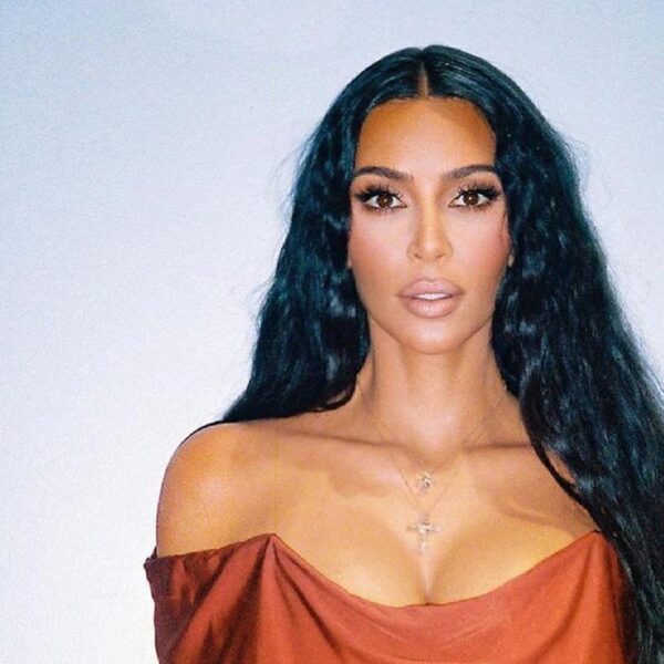 Es viernes y el cuerpo lo sabe: Kim Kardashian presume su bikini más pequeño